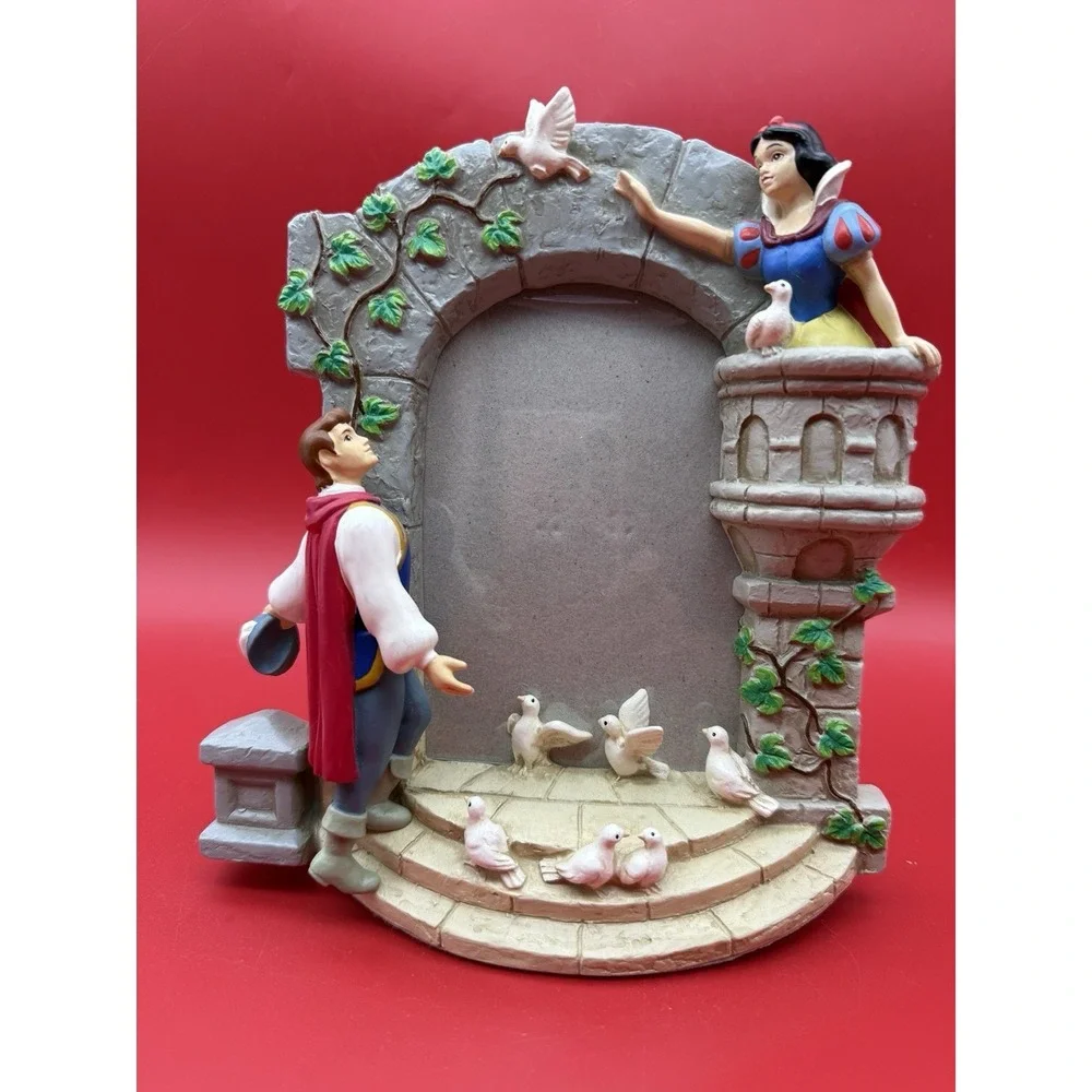RARE Tokyo Disneyland Princess Snow White & Prince Photo Frame Stand Vintage